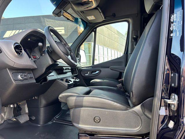 2025 Mercedes-Benz Sprinter 3500XD High Roof 4-Cyl Diesel HO