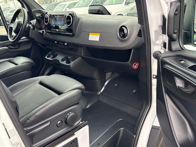 2025 Mercedes-Benz Sprinter 3500 High Roof 4-Cyl Diesel HO