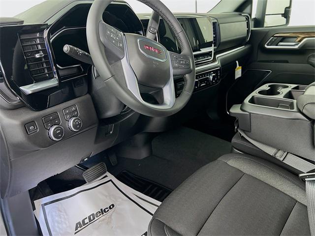 2026 GMC Sierra 2500HD SLE