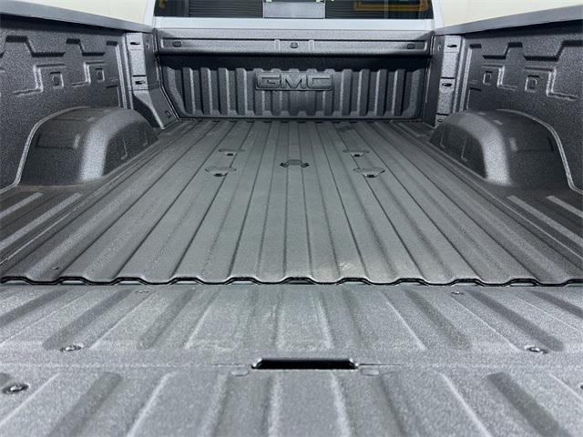 2026 GMC Sierra 2500HD SLE