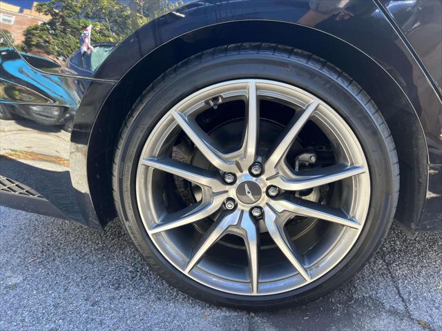 2022 Genesis G70 2.0T AWD