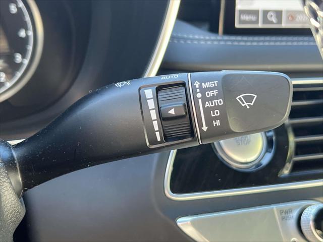 2022 Genesis G70 2.0T AWD