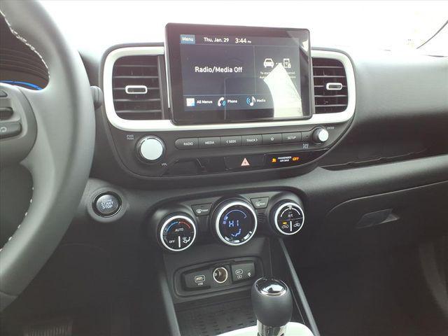 2026 Hyundai Venue SEL w/Two-Tone Roof