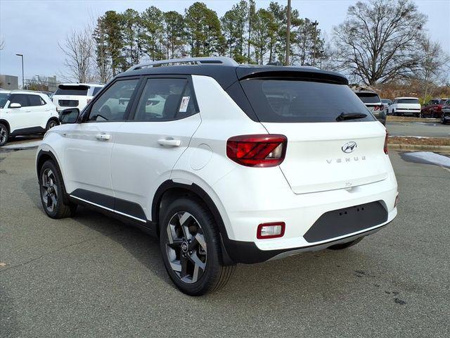 2026 Hyundai Venue SEL w/Two-Tone Roof