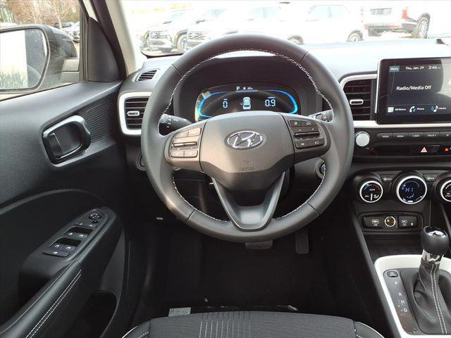 2026 Hyundai Venue SEL w/Two-Tone Roof