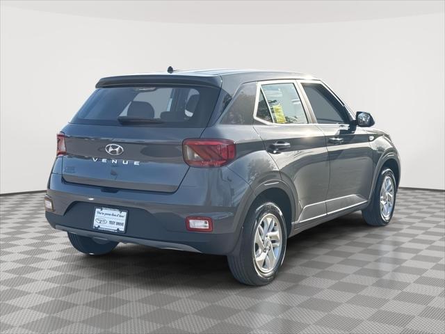 2026 Hyundai Venue SE