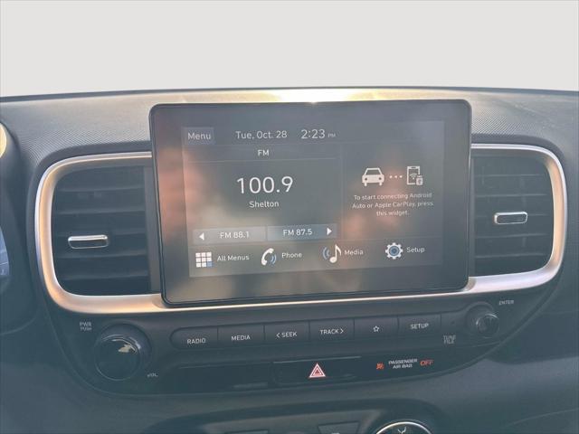 2026 Hyundai Venue SE