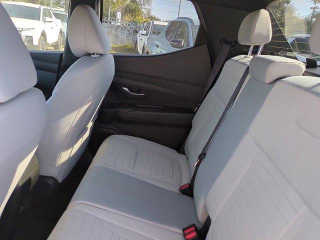 2026 Hyundai Santa Cruz SE