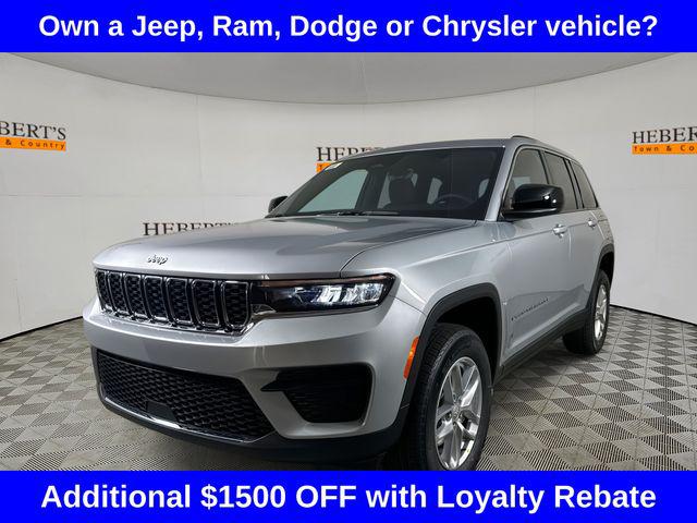 2025 Jeep Grand Cherokee GRAND CHEROKEE LAREDO X 4X2