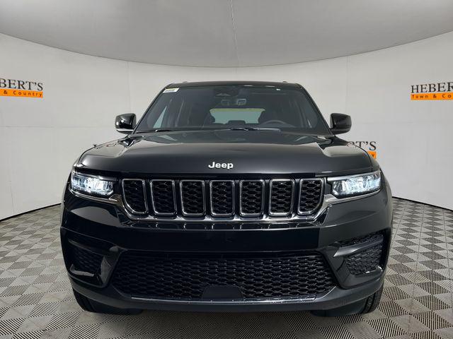 2025 Jeep Grand Cherokee GRAND CHEROKEE LAREDO 4X2 2025 Jeep Grand Cherokee GRAND CHEROKEE LAREDO 4X2