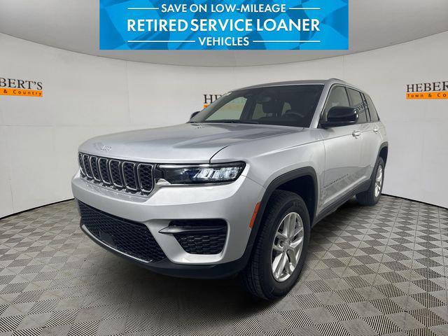 2025 Jeep Grand Cherokee GRAND CHEROKEE LAREDO X 4X2