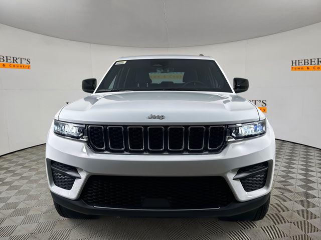 2025 Jeep Grand Cherokee GRAND CHEROKEE LAREDO X 4X2