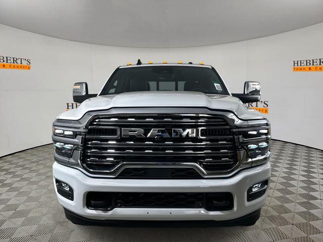 2026 RAM Ram 3500 RAM 3500 LIMITED CREW CAB 4X4 8 BOX