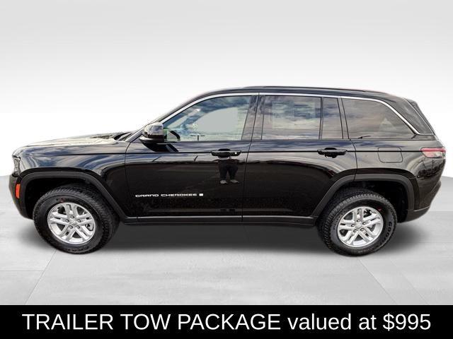 2025 Jeep Grand Cherokee GRAND CHEROKEE LAREDO 4X4 2025 Jeep Grand Cherokee GRAND CHEROKEE LAREDO 4X4