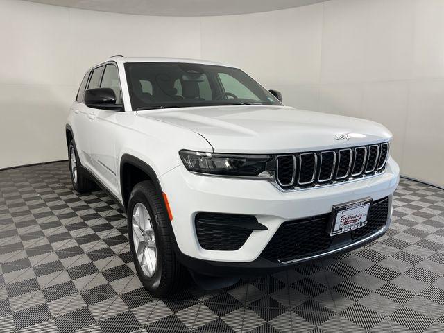 2025 Jeep Grand Cherokee GRAND CHEROKEE LAREDO X 4X4 2025 Jeep Grand Cherokee GRAND CHEROKEE LAREDO X 4X4