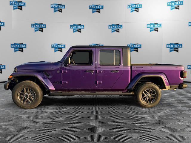 2026 Jeep Gladiator GLADIATOR SPORT S 4X4 2026 Jeep Gladiator GLADIATOR SPORT S 4X4