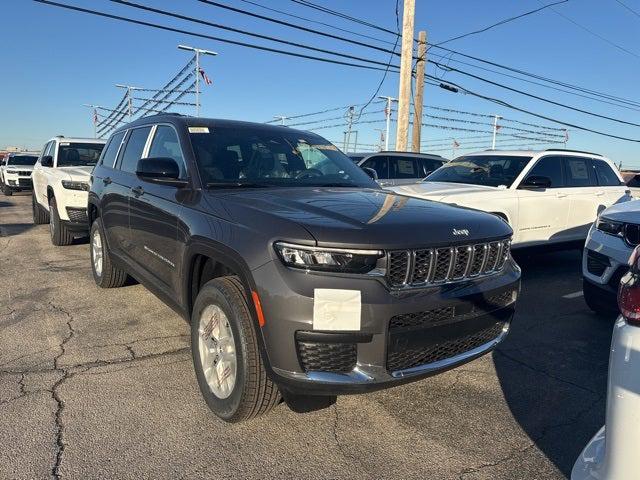 2025 Jeep Grand Cherokee GRAND CHEROKEE L LAREDO X 4X2