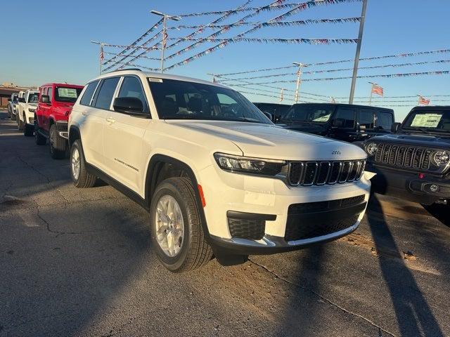 2025 Jeep Grand Cherokee GRAND CHEROKEE L LAREDO X 4X2