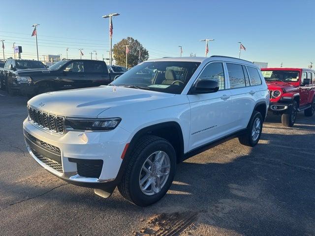 2025 Jeep Grand Cherokee GRAND CHEROKEE L LAREDO X 4X2