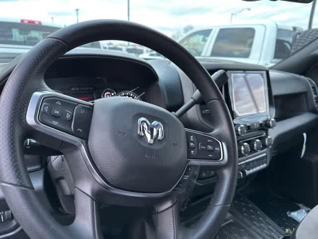 2026 RAM Ram 5500 Chassis Cab RAM 5500 TRADESMAN CHASSIS CREW CAB 4X4 84 CA