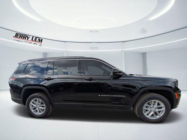 2025 Jeep Grand Cherokee GRAND CHEROKEE L LAREDO 4X2