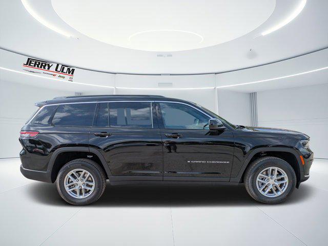 2025 Jeep Grand Cherokee GRAND CHEROKEE L LAREDO 4X2 2025 Jeep Grand Cherokee GRAND CHEROKEE L LAREDO 4X2