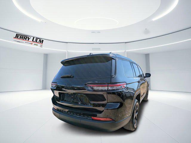 2025 Jeep Grand Cherokee GRAND CHEROKEE L ALTITUDE 4X2 2025 Jeep Grand Cherokee GRAND CHEROKEE L ALTITUDE 4X2