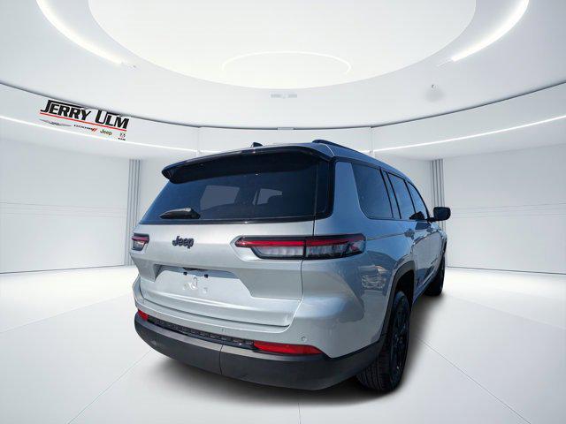 2025 Jeep Grand Cherokee GRAND CHEROKEE L ALTITUDE 4X2