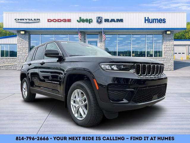 2025 Jeep Grand Cherokee GRAND CHEROKEE LAREDO X 4X4