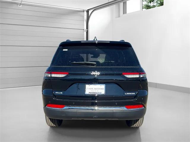 2025 Jeep Grand Cherokee GRAND CHEROKEE LAREDO X 4X4 2025 Jeep Grand Cherokee GRAND CHEROKEE LAREDO X 4X4