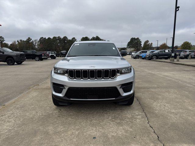 2025 Jeep Grand Cherokee GRAND CHEROKEE LAREDO 4X2
