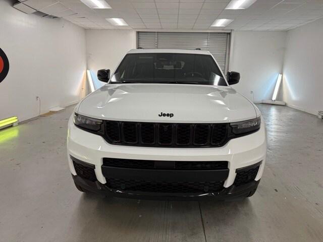 2025 Jeep Grand Cherokee GRAND CHEROKEE L LIMITED 4X2