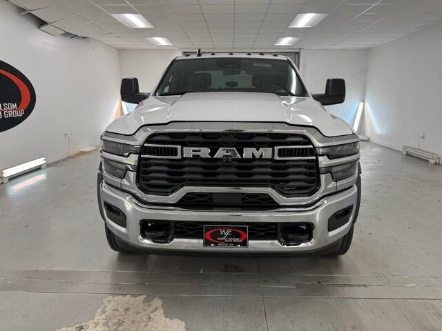 2026 RAM Ram 5500 Chassis Cab RAM 5500 TRADESMAN CHASSIS CREW CAB 4X4 60 CA 2026 RAM Ram 5500 Chassis Cab RAM 5500 TRADESMAN CHASSIS CREW CAB 4X4 60 CA