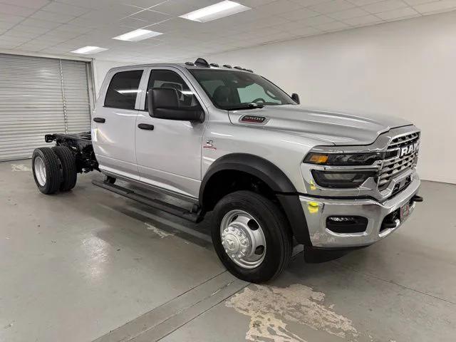 2026 RAM Ram 5500 Chassis Cab RAM 5500 TRADESMAN CHASSIS CREW CAB 4X4 60 CA 2026 RAM Ram 5500 Chassis Cab RAM 5500 TRADESMAN CHASSIS CREW CAB 4X4 60 CA