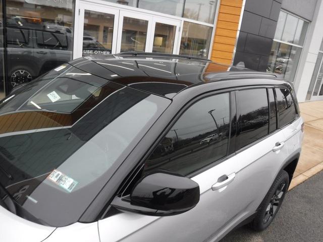 2025 Jeep Grand Cherokee GRAND CHEROKEE LIMITED 4X4 2025 Jeep Grand Cherokee GRAND CHEROKEE LIMITED 4X4