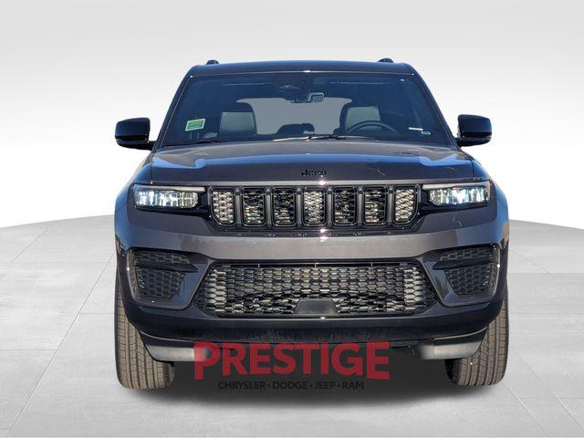 2025 Jeep Grand Cherokee GRAND CHEROKEE ALTITUDE 4X4