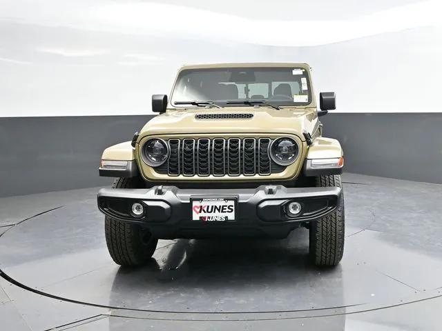 2026 Jeep Gladiator GLADIATOR SPORT S 4X4 2026 Jeep Gladiator GLADIATOR SPORT S 4X4