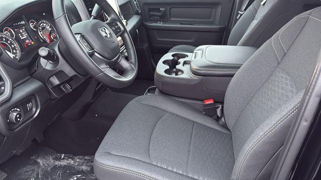 2026 Ram 3500 Tradesman Crew Cab 4x4 6'4" Box