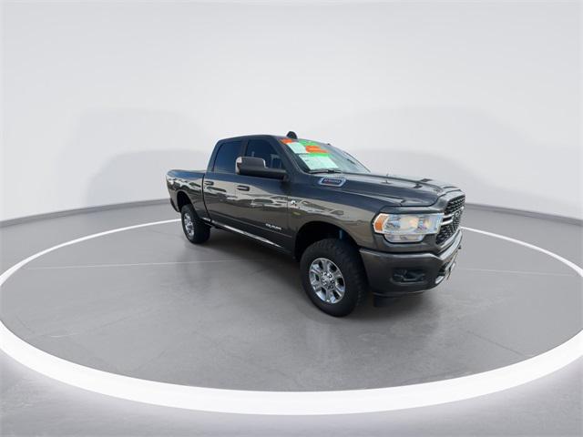 2022 RAM 2500 Big Horn Crew Cab 4x4 64 Box 2022 RAM 2500 Big Horn Crew Cab 4x4 64 Box