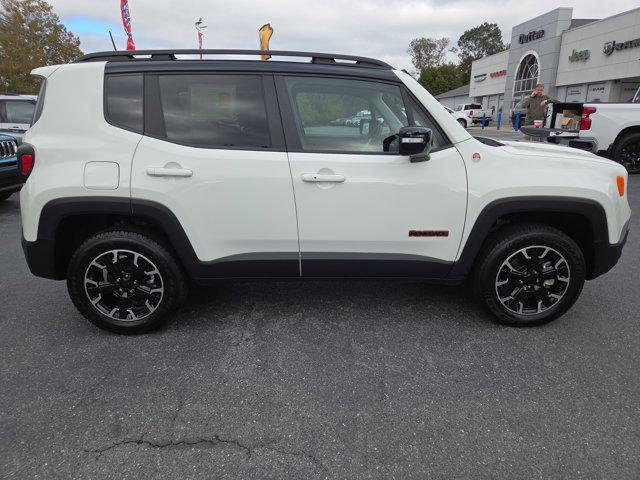 2023 Jeep Renegade Trailhawk 4x4