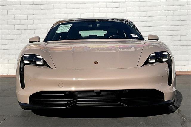 2022 Porsche Taycan Base 2022 Porsche Taycan Base