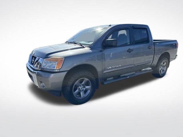 2014 Nissan Titan SV 2014 Nissan Titan SV