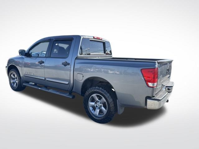 2014 Nissan Titan SV 2014 Nissan Titan SV