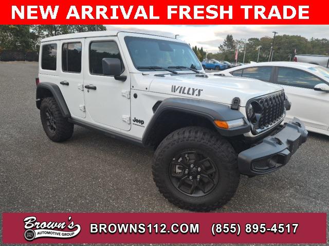 2025 Jeep Wrangler 4-Door Willys 4x4