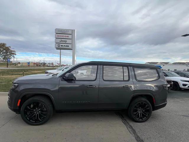 2023 Wagoneer Grand Wagoneer Obsidian 4x4 2023 Wagoneer Grand Wagoneer Obsidian 4x4