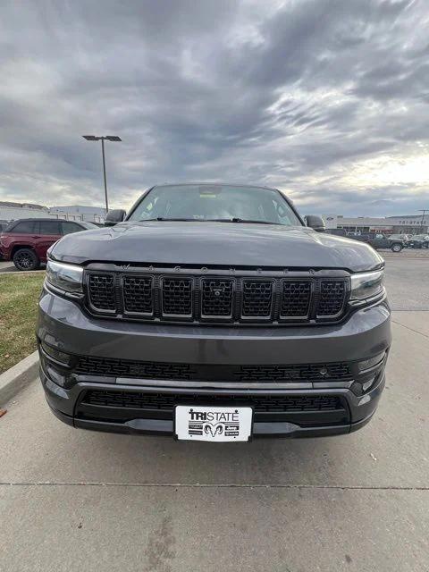 2023 Wagoneer Grand Wagoneer Obsidian 4x4 2023 Wagoneer Grand Wagoneer Obsidian 4x4