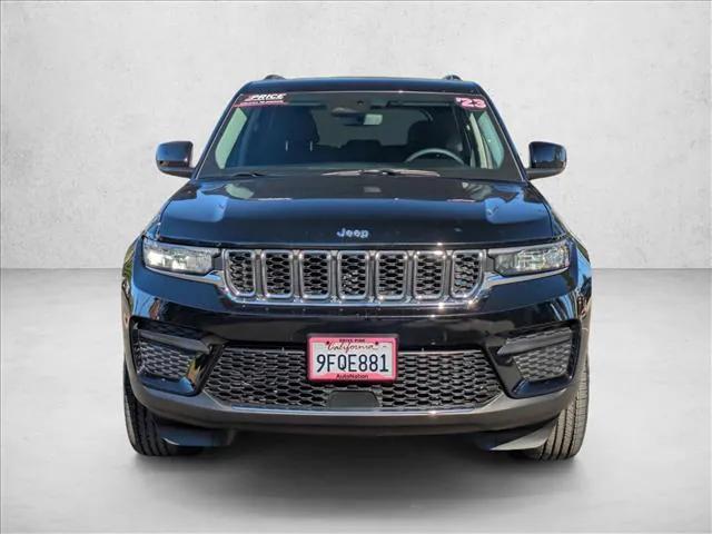 2023 Jeep Grand Cherokee Laredo 4x2 2023 Jeep Grand Cherokee Laredo 4x2