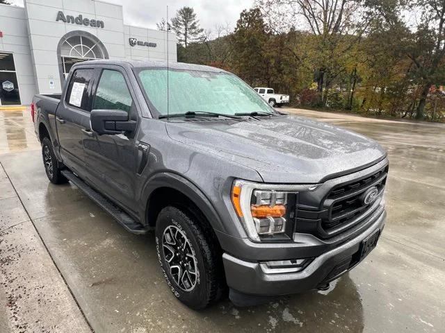 2021 Ford F-150 XLT 2021 Ford F-150 XLT