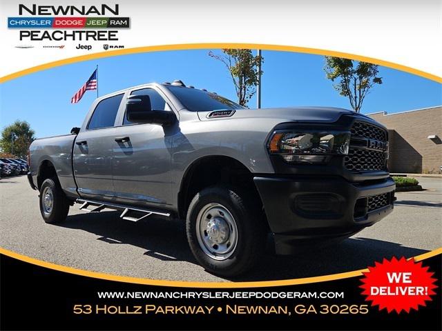 2024 RAM 2500 Tradesman Crew Cab 4x4 64 Box