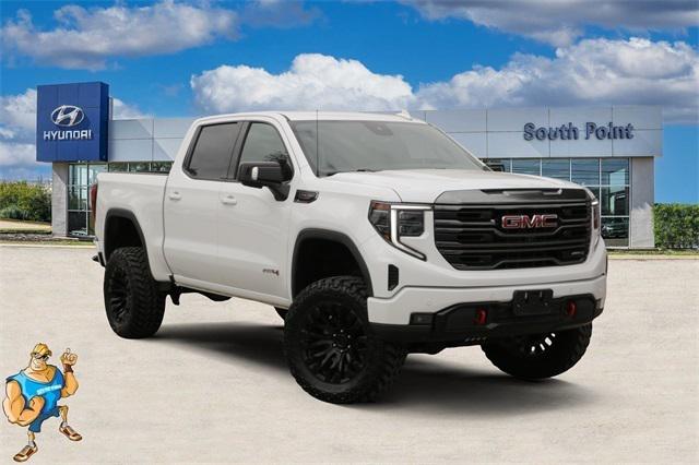 2023 GMC Sierra 1500 4WD Crew Cab Short Box AT4